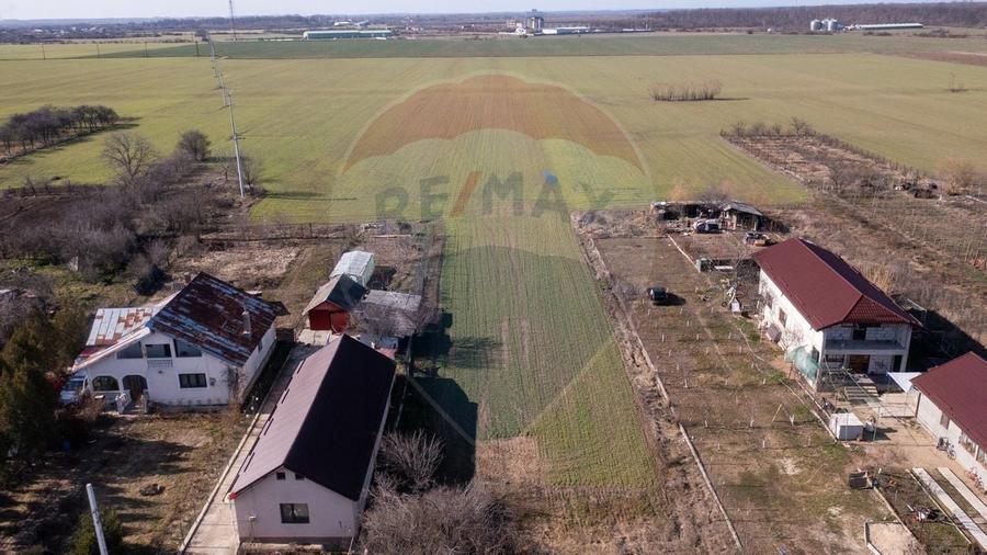 Vanzare teren intravilan 1056 mp si extravilan 8828mp Racari-DB - 8