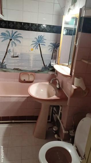 inchiriez apartament parter 56 mp zona centrala Simeria - 1