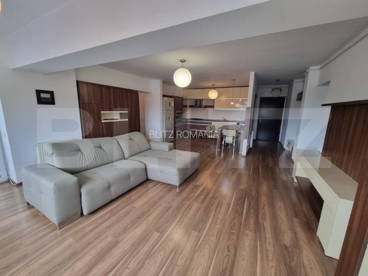 Apartament 3 camere, 94 mp, zona Tatarasi