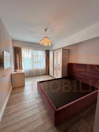 Proprietate deosebita, situata in zona Palazu Mare - 12