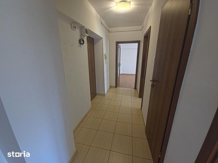 Tomis II apartament 2 camere decomandat gol centrala gaze - 14