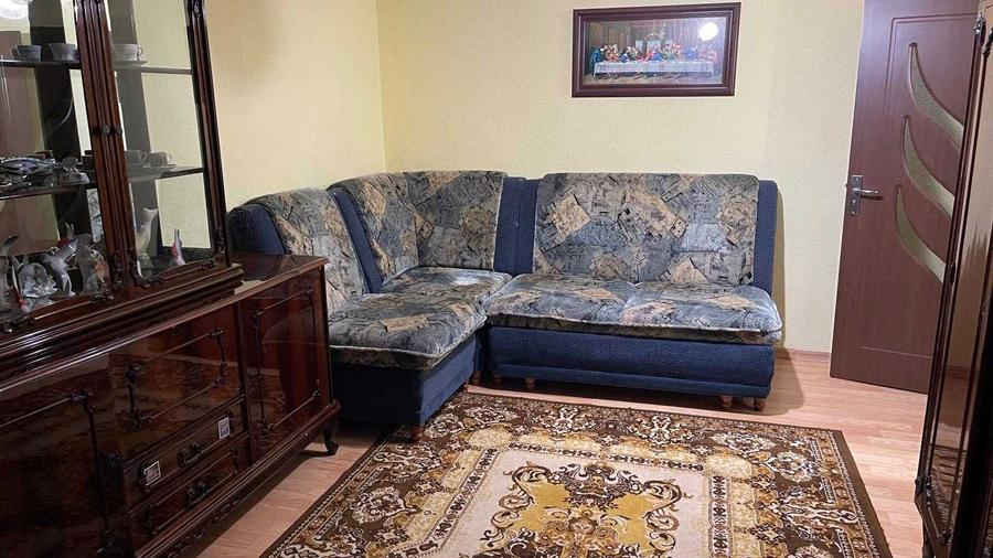 Inchiriez partament cu 3 camere si gradina Poarta 6 - 1