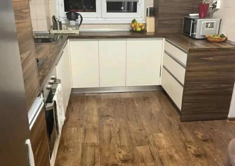 Apartament 3 camere, decomandat - zona Vlahuta - 6