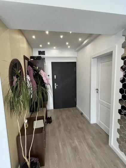 Apartament 3 camere, 82 mp utili, zona Albert - 4