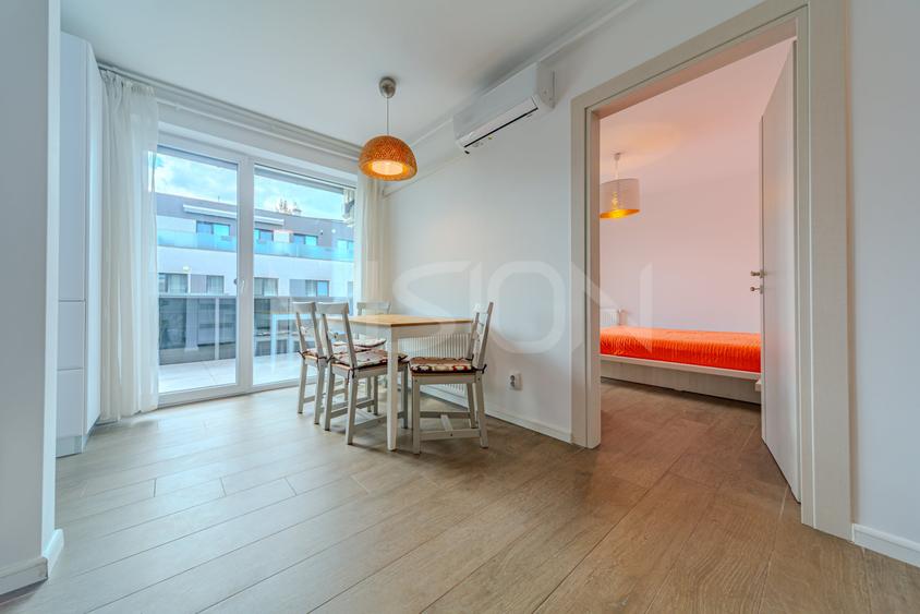 Apartament cu 3 camere semidecomandat în Între Lacuri