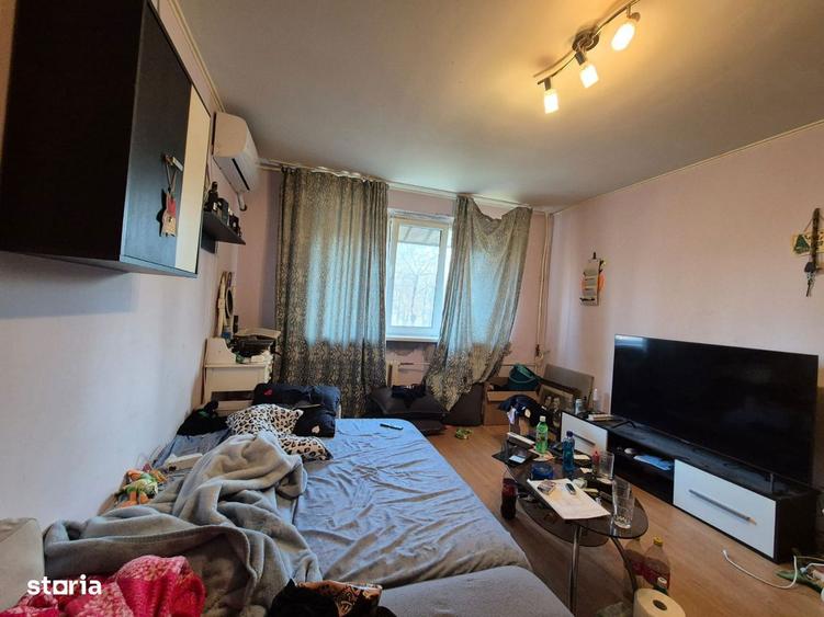 Gara- Parc 2 camere decomandat 46 mp. etaj 1, liber , gaze la usa, - 1