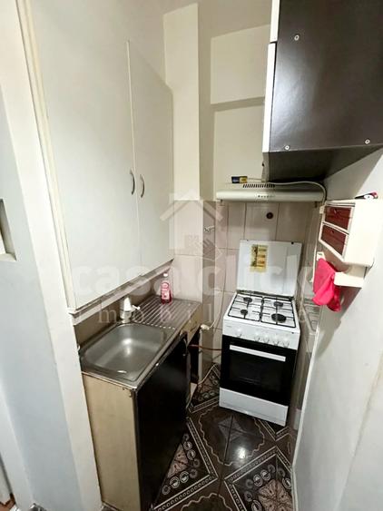 Garsonieră de închiriat în Zona Port – etaj 3, mobilată și utilată - 3