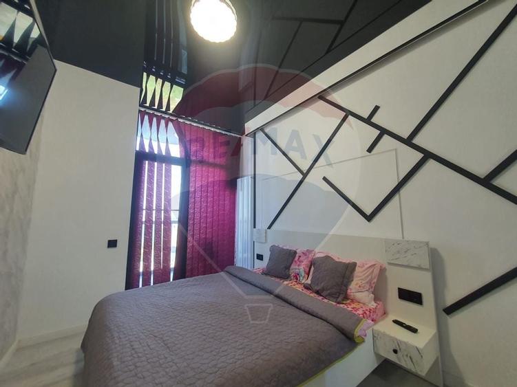 Vanzare Apartament cu 2 camere Lux in zona Tomis Nord - 11