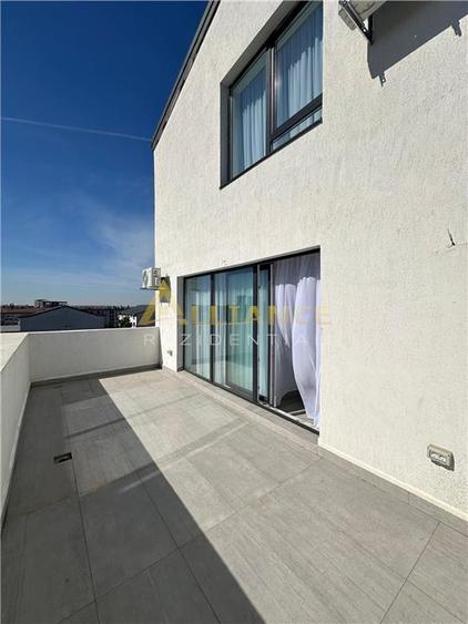 Aparatorii Patriei - Penthouse- 3 Camere -Mobilat - 16