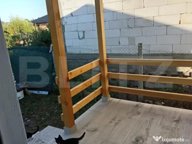 Casa de vanzare Livezile, str. principala - 8