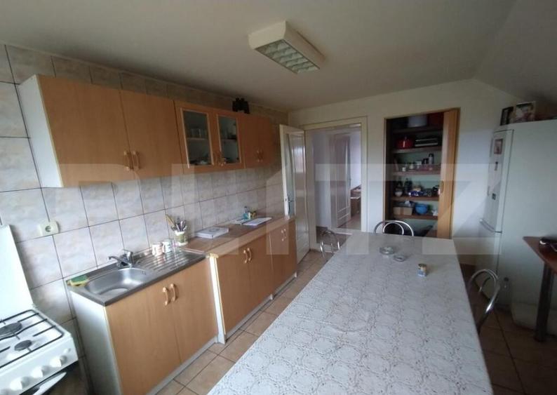 Casa, 5 camere,200 mp,800 mp teren,pretabil business,13 km d - 7