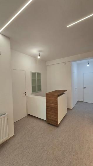 Spatiu comercial de vanzare, pretabil clinica medicala 180 mp utili! - 22