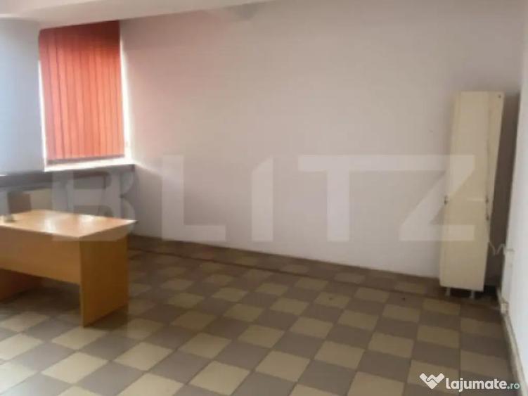 Spa?iu de birou, 25 mp, zona P-?a 1 Mai - 1