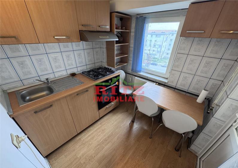 NOU! Ap. 3 cam., mob. si utilat, et. 4 din 5, zona Steaua! - 1