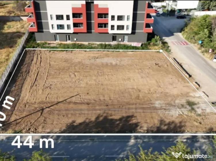 Teren intravilan, 1780 mp, 40 mp deschidere, toate utilitati - 1