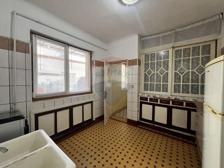 Apartament interbelic cu autenticitate, Avrig 18 - 28