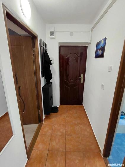 Vand Garsoniera la Parter zona Crang - 3