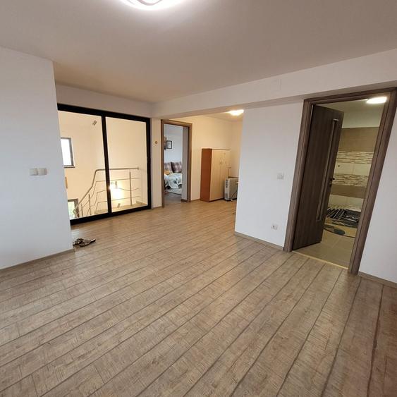 Vand sau schimb casa 170mp la cheie - 4