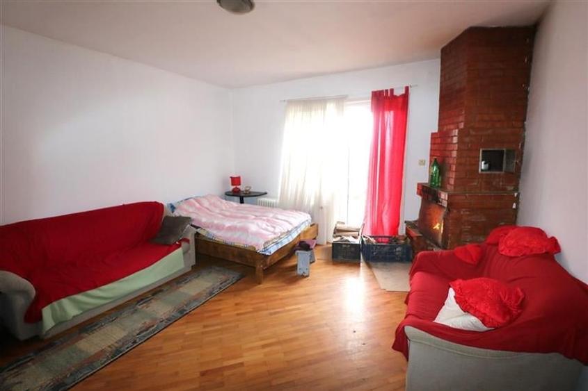 Casa 200 mp+ teren 1100 mp, 2 fronturi stradale - 9