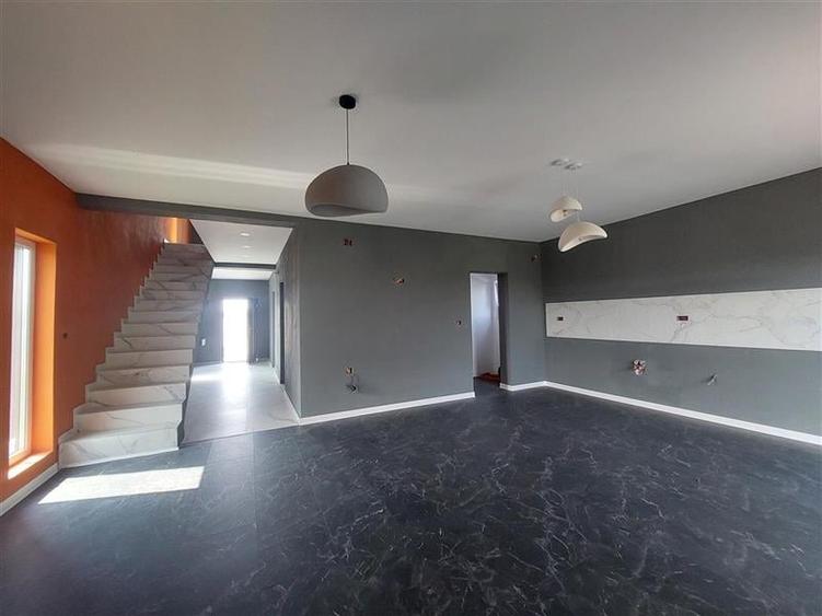 Casa noua, la cheie, in Vladimirescu! - 4