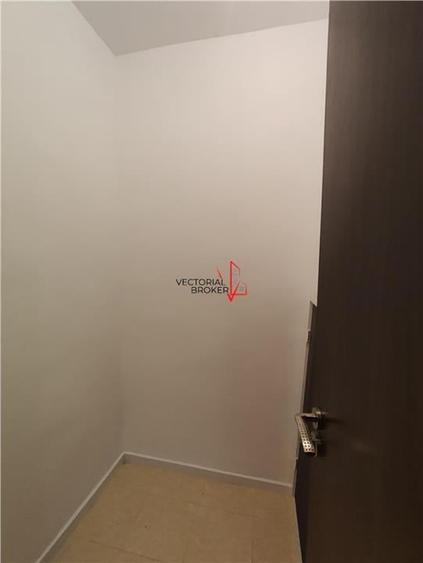 Decomandat, bloc 1980, ,metrou OBOR Calea Mosilor - 10