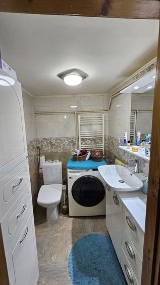 Casa 5 camere 3 bai garaj inchis si teren 700 mp utili in Lazaret - 12