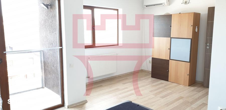 Apartament cu 3 camere în Câmpului