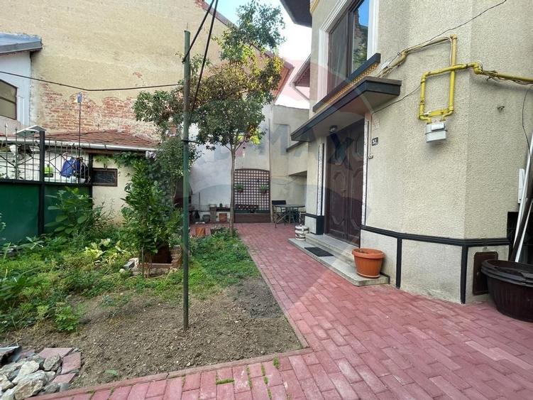 Vila de vanzare cu etaj Calea Calarasi Delea Veche - 1