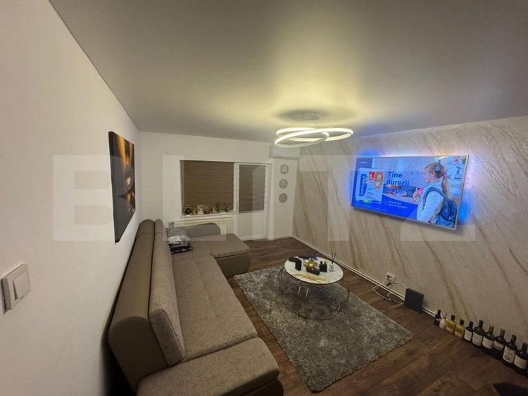 Apartament 3 camere, 80 mp, decomandat, zona Centrala - 4