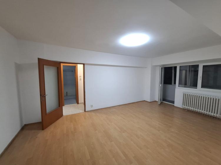 3 Camere | 2 Bai | Spatios | Luminos | Mutare Imediata | - 3