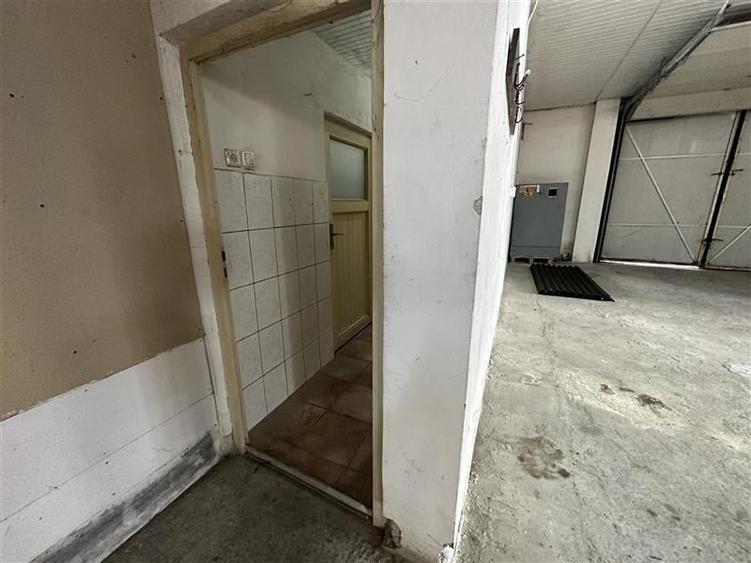 BUHUSI - Hala 507 mp, curte 2107 mp - 10