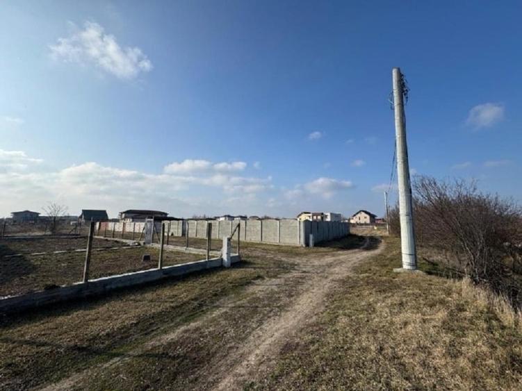 CORBEANCA, OSTRATU, TEREN 700 mp - 11