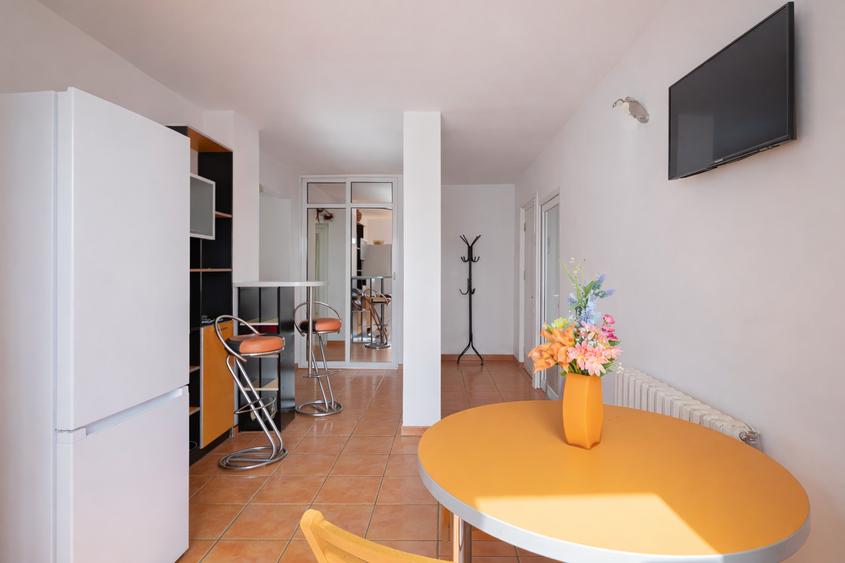 Apartament 2 camere, poziție excelentă lângă mare – Mangalia, Rozelor - 5