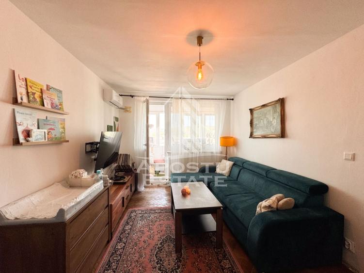 Apartament 2 camere, renovat, etaj 8, panoramica, Stadion - Hunedoara - 4