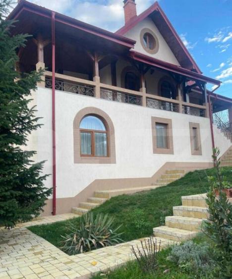 Vila de vanzare, 382 mp, zona Bucium - 12