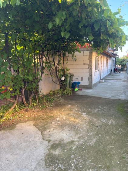 Casa de vanzare in orasul Mizil,str decebal 1224 MP Nr 17 - 2