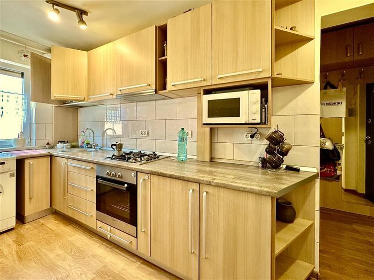 Apartament cu 2 camere semidecomandat în Aurel Vlaicu