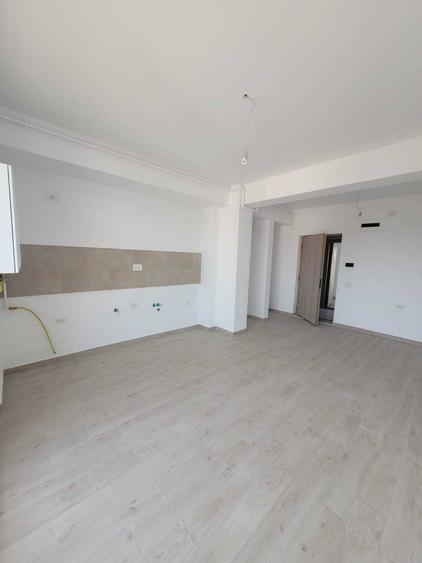 COMISION 0% ! SUPER PRET! 2 camere - Meraki Lago Resort& Spa -69900 E - 3