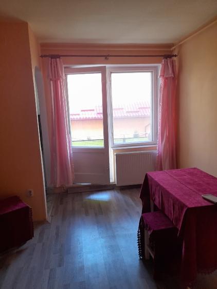 Garsoniera libera etajul 1/4,CT.,și cu balcon  - 4