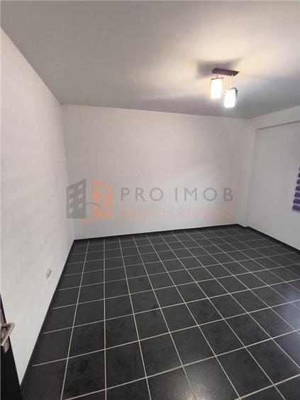 Garsoniera cf 1 decomandat zona Centru - 2