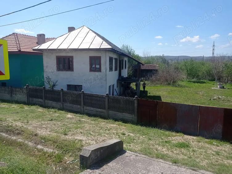 Vand casa localitatea Plopsoru,judetul GORJ - 4