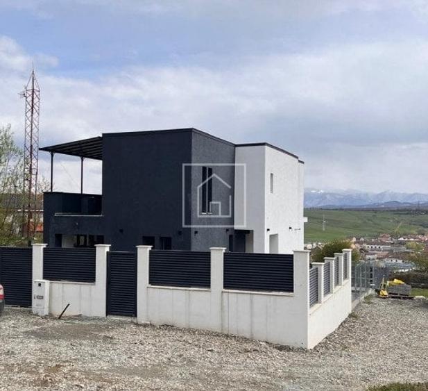 Casa noua mobilata modern 5 camere, 476 mp teren-Cisnadie, Comision 0 - 8