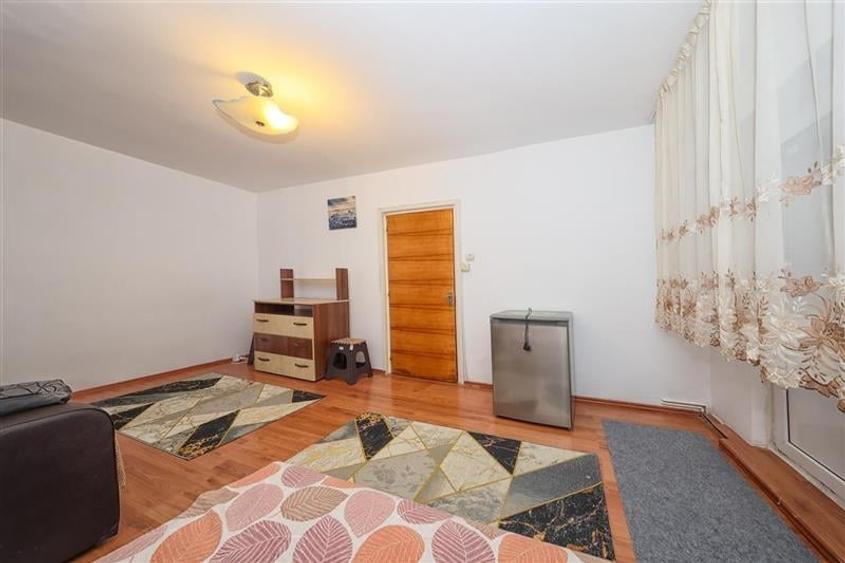 Inchiriez garsoniera decomandata si insorita - 3