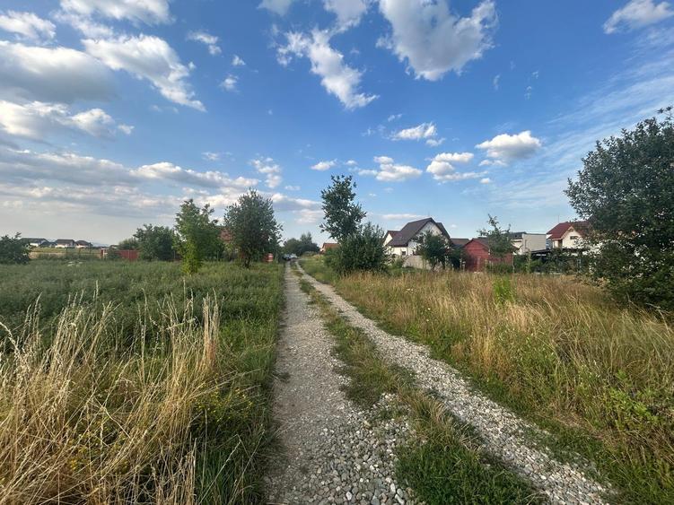 ? Teren intravilan de vânzare – 1.000 mp – Cristian, Brașov - 6