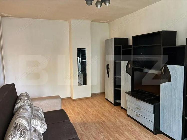 Garsoniera, 30mp, Malu Rosu - 7