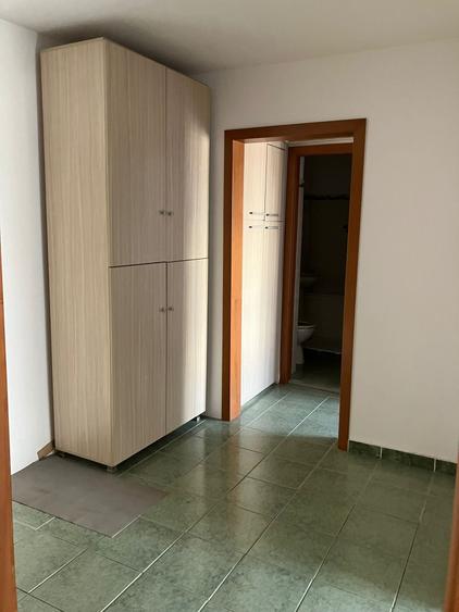 2 camere  – Băneasa, Bd. Aerogării pe Str. Neagoe Vodă, etaj 2/4, dec, mobilat. - 10