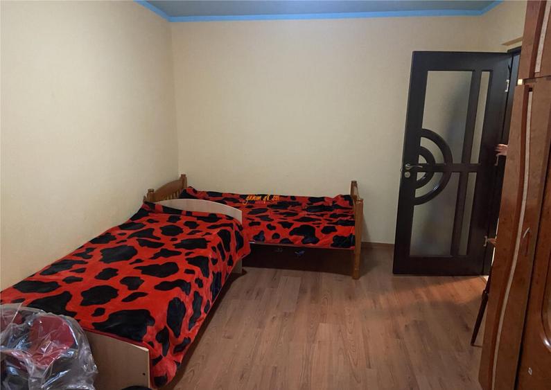 Apartament 2 camere ,56 mp, zona Longinescu , decomandat, im - 7