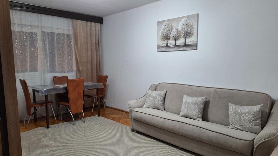 Inchiriez apartament - zona Lotus Center - 1