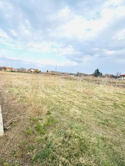 Teren intravilan de vanzare, 500 mp - Stupini Brasov - 1