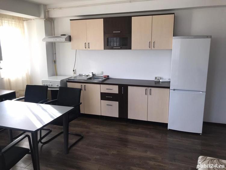 Proprietar, dau in chirie apartament 3 camere, 65 mp. - 2